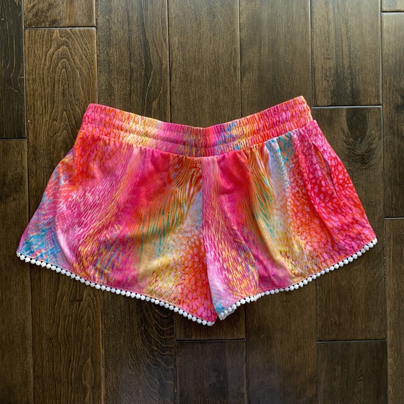 Cover Up Shorts - Picture 2 of 4